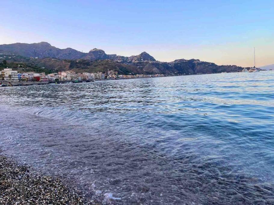 Casa Vacanza Giardini Naxos Taormina Miranaxos Kültér fotó