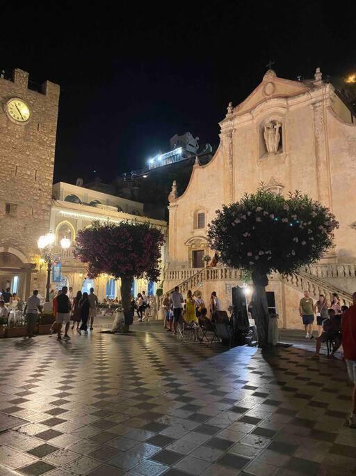 Casa Vacanza Giardini Naxos Taormina Miranaxos Kültér fotó