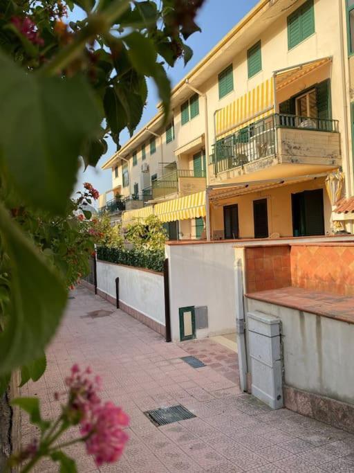Casa Vacanza Giardini Naxos Taormina Miranaxos Kültér fotó