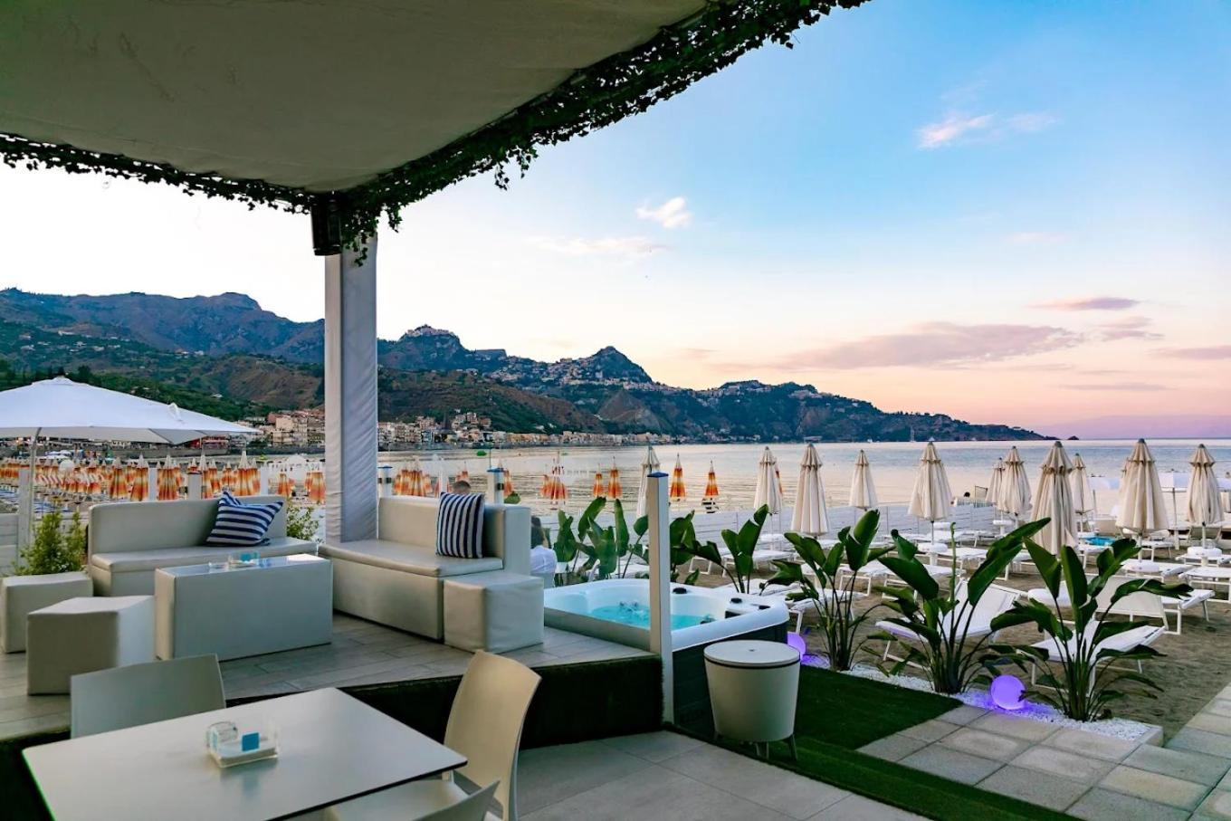 Casa Vacanza Giardini Naxos Taormina Miranaxos Kültér fotó